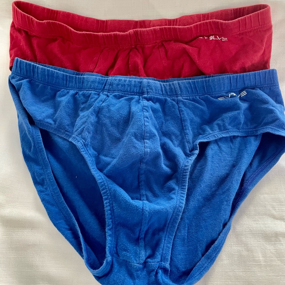 TWO (2) PAIR Evolve Mens Briefs. ___SIZE—XL